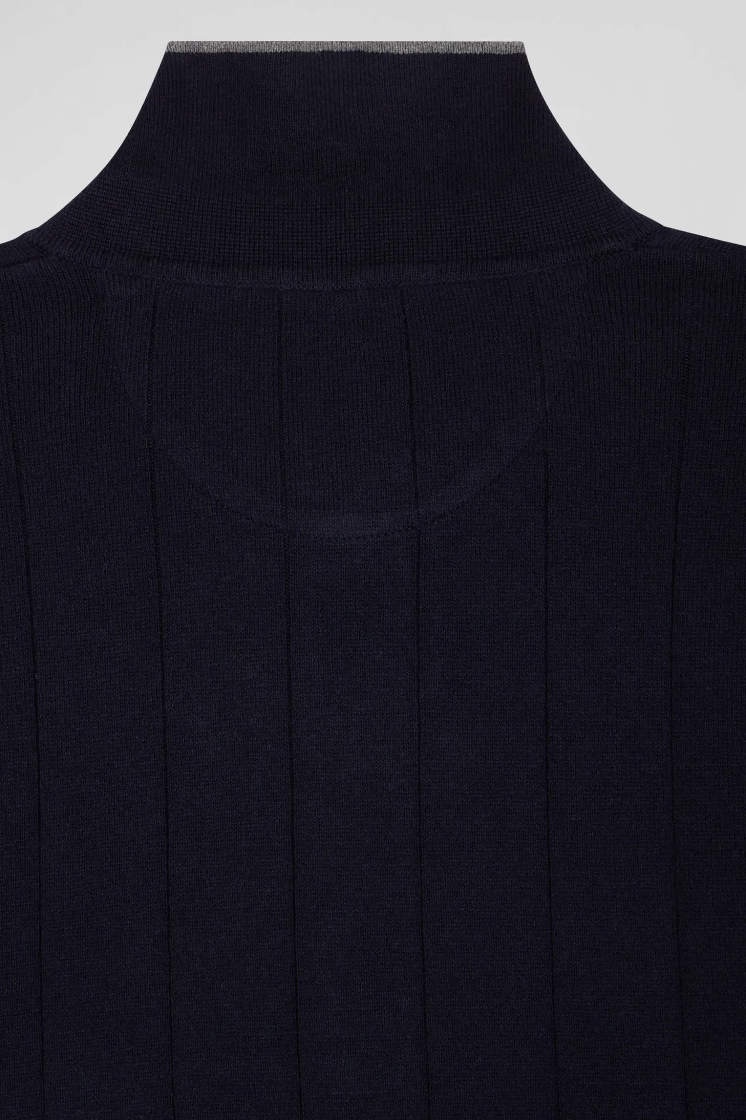 Pull col maillot en coton et cachemire bleu marine coupe Regular