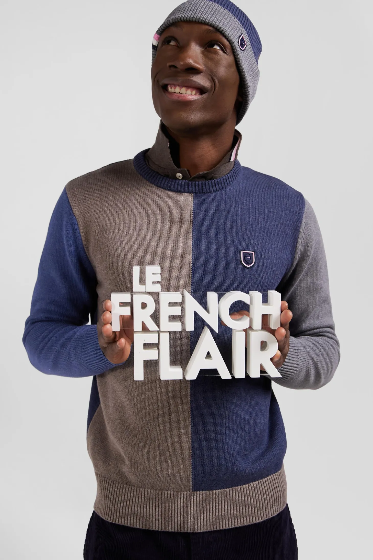 Pull col rond colorblock en coton bleu chiné et marron coupe Regular