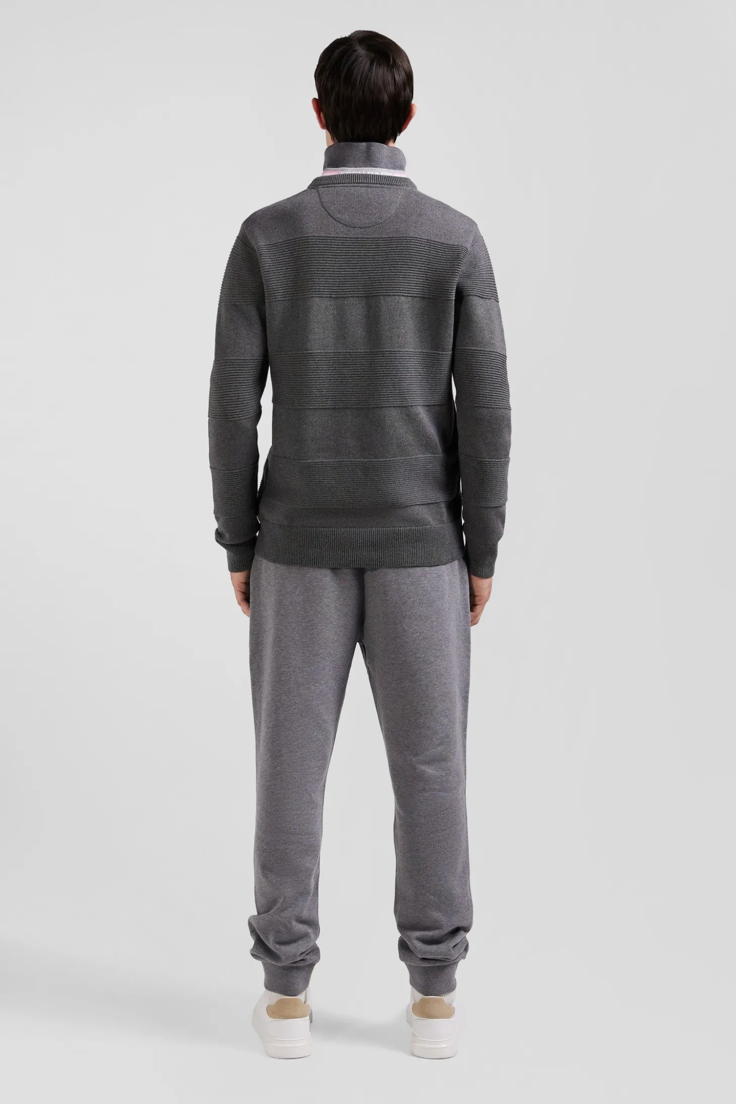 Pull col rond en coton gris à jeux de maille coupe Regular