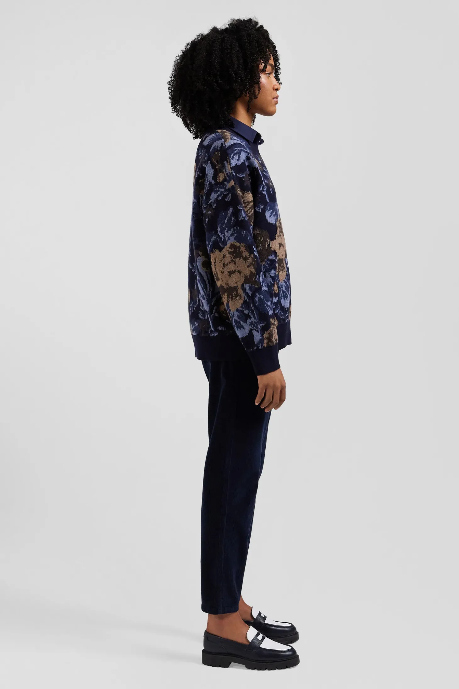 Pull col rond en laine et coton marine à motifs floraux coupe Oversized