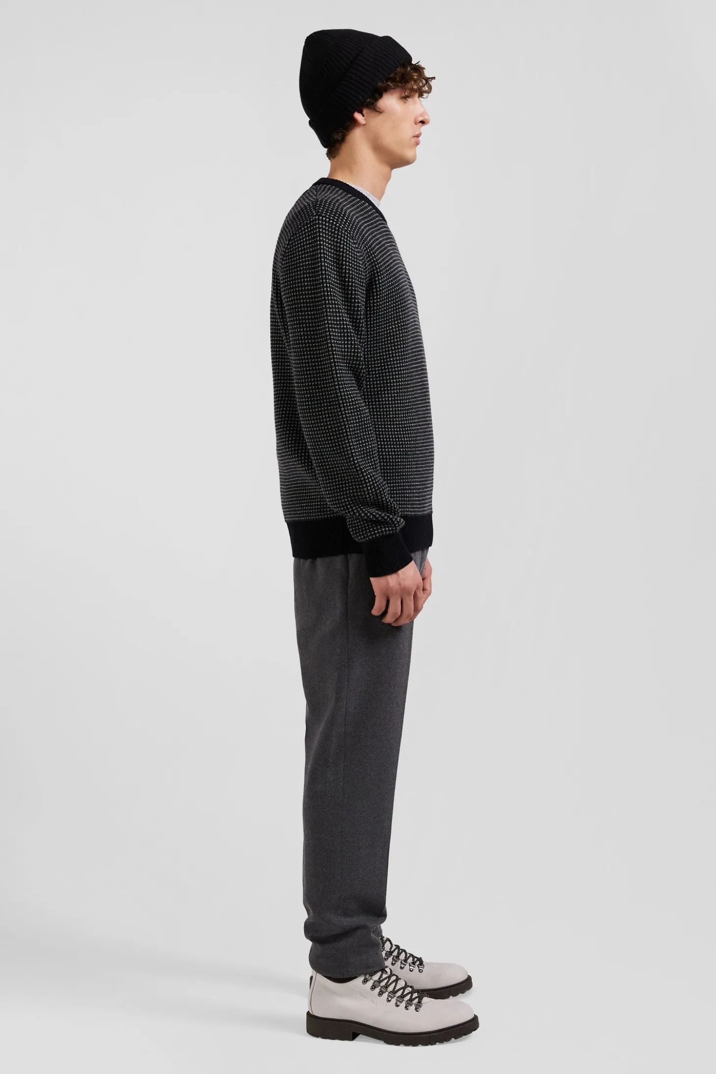 Pull col rond en laine et coton noir coupe Regular