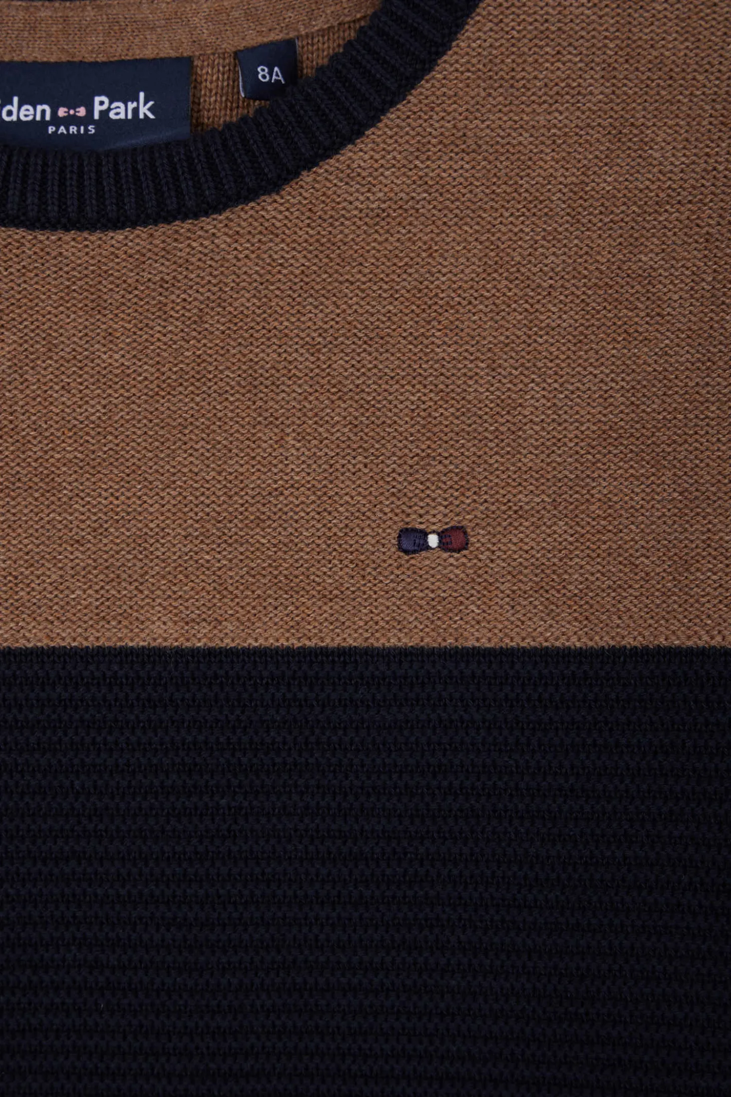Pull col rond tricolore en coton camel coupe Regular