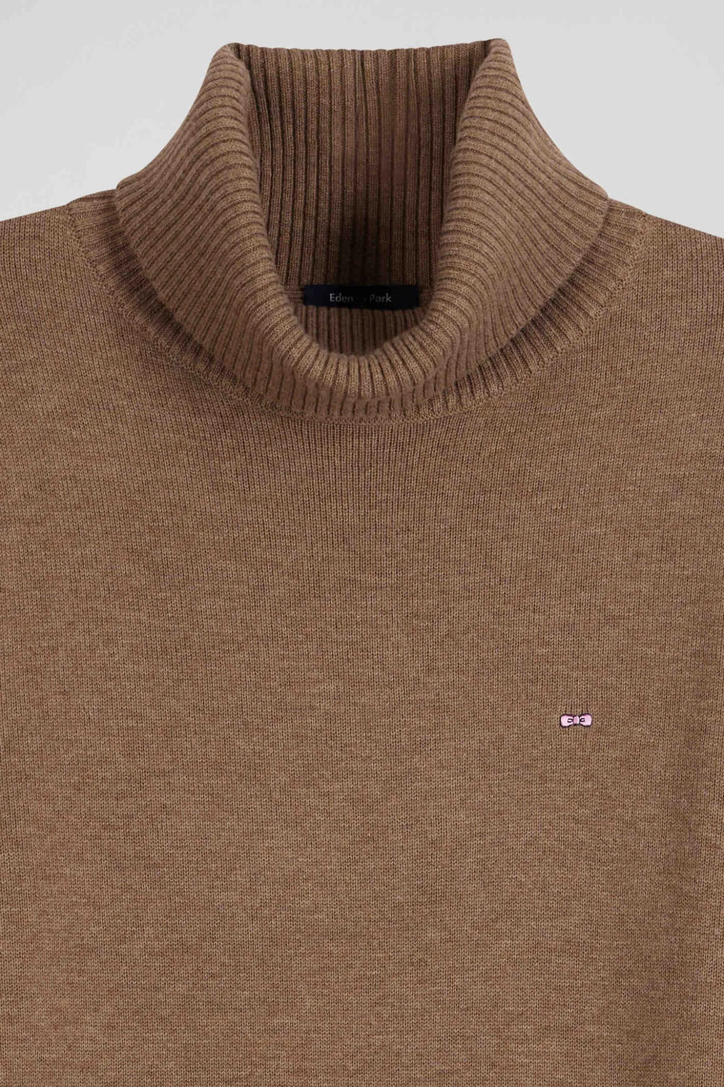 Pull col roulé en laine et coton camel coupe Regular