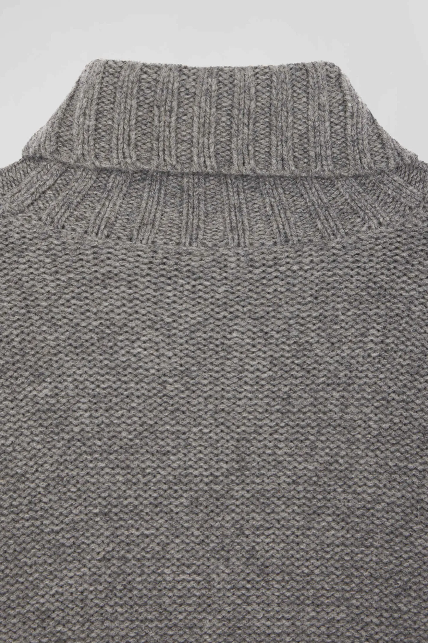 Pull col roulé en laine mélangée gris coupe Oversized