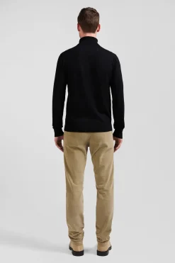 Pull col roulé en laine mérinos noir coupe Regular