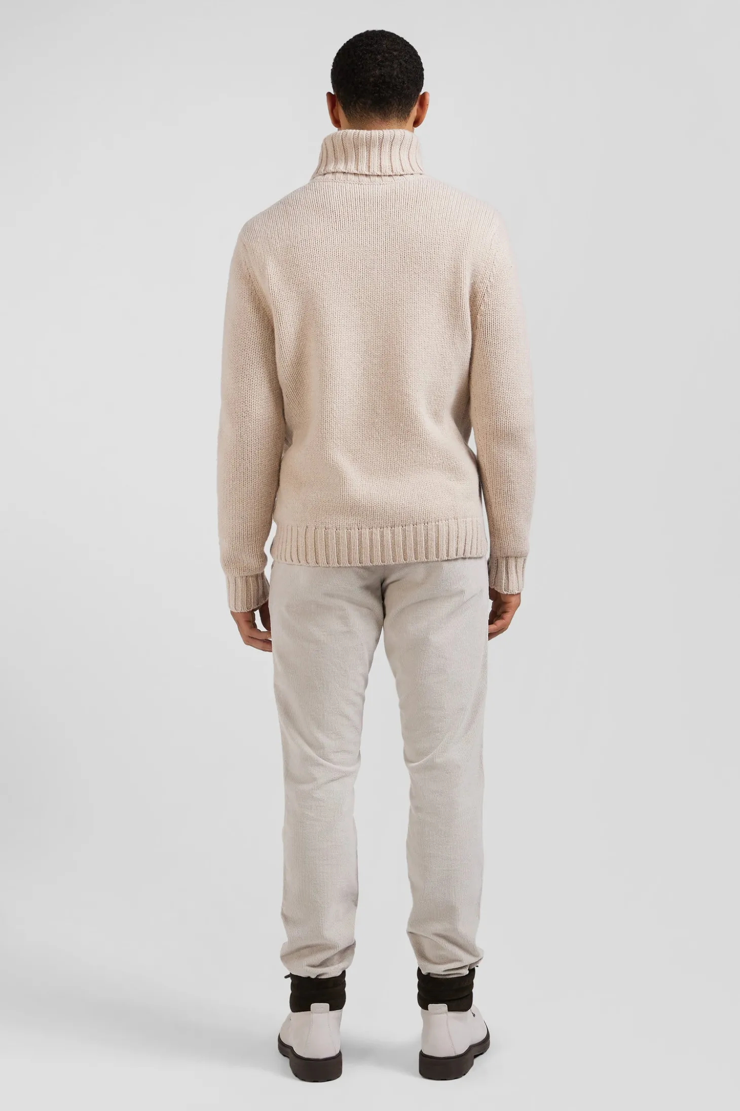 Pull col roulé en laine vierge et polyamide recyclé écru coupe Regular