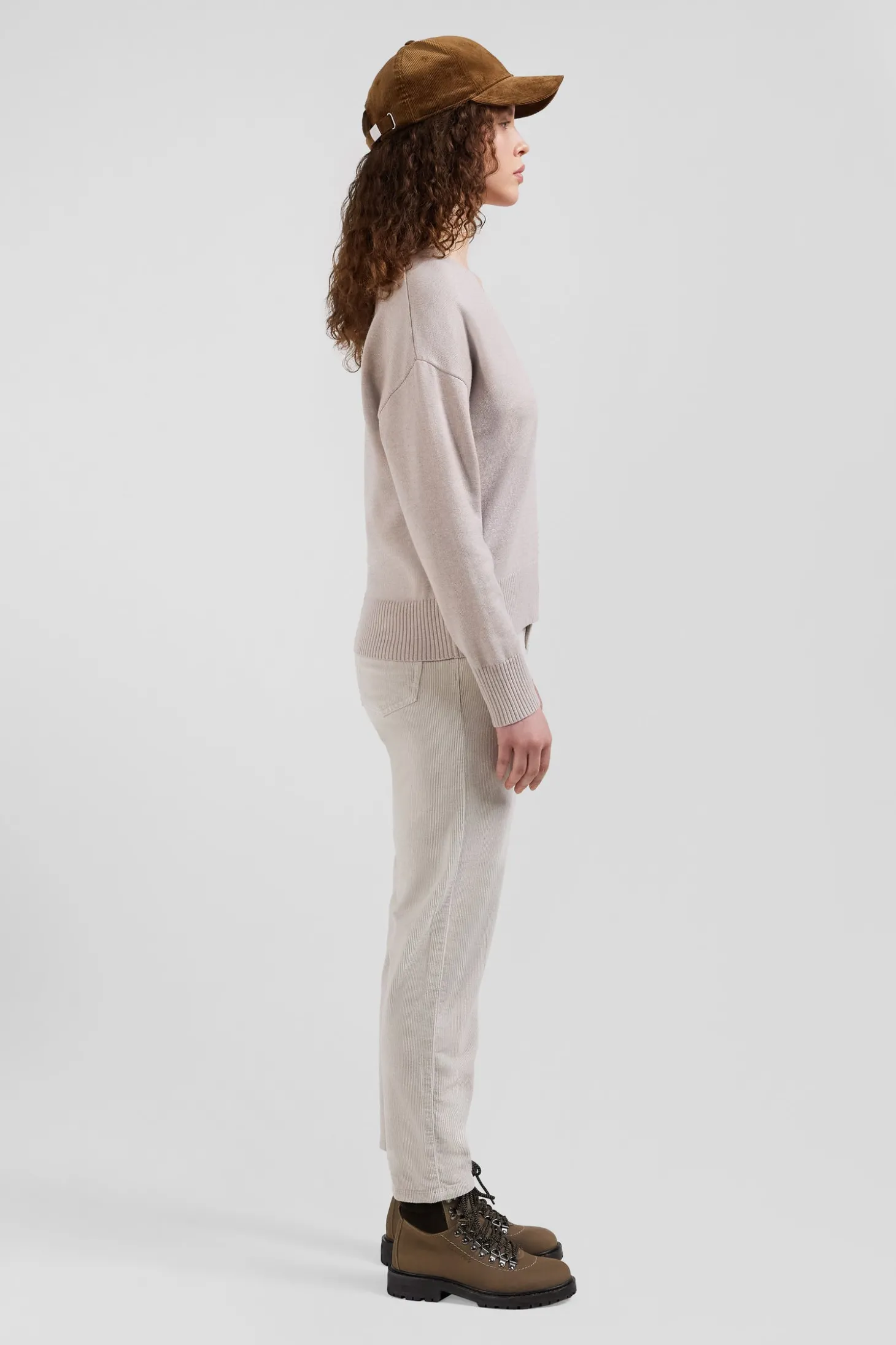 Pull col V en laine et coton beige coupe Relaxed