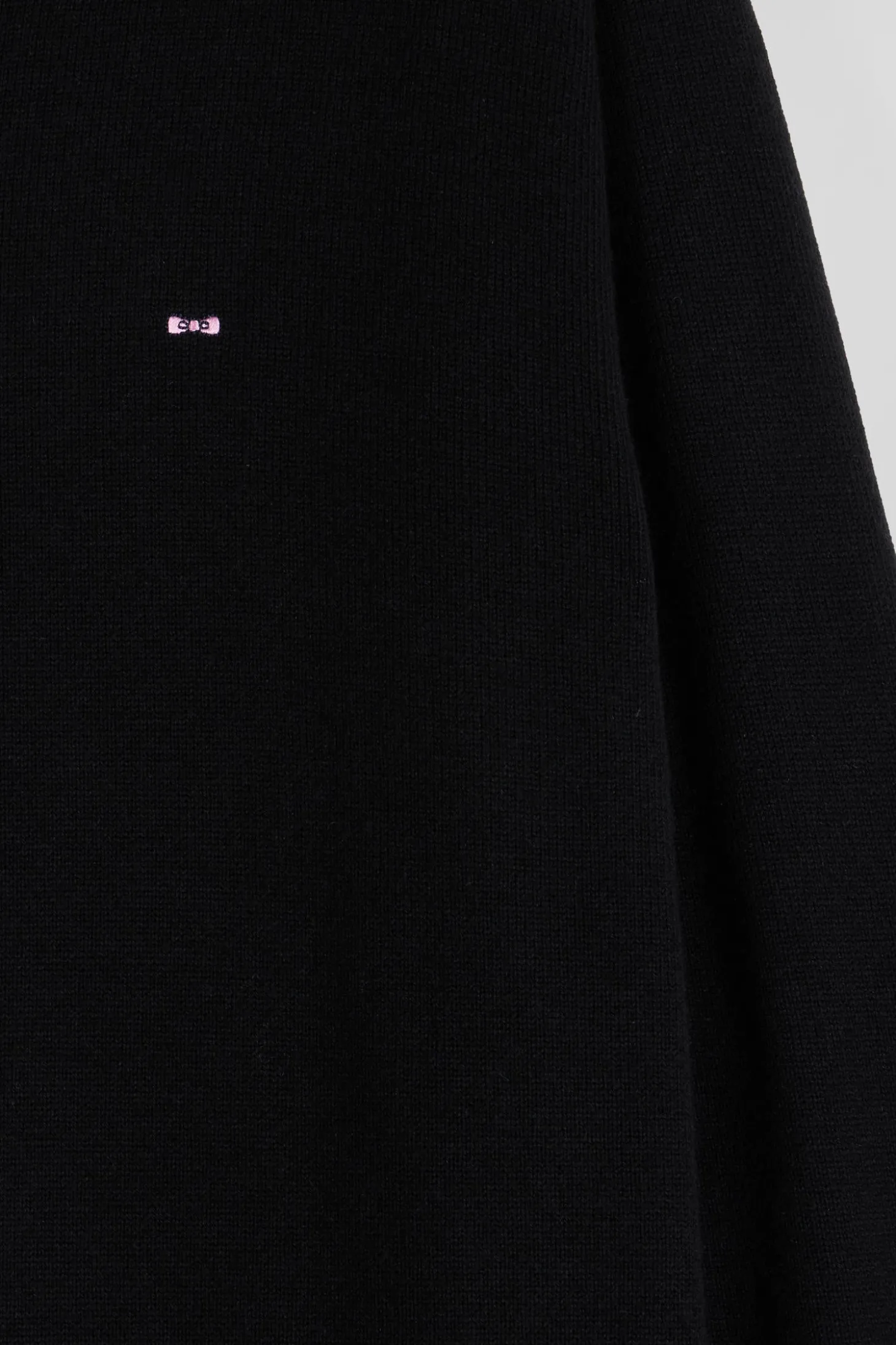 Pull col V en laine et coton noir demi-lune cerclée coupe Regular