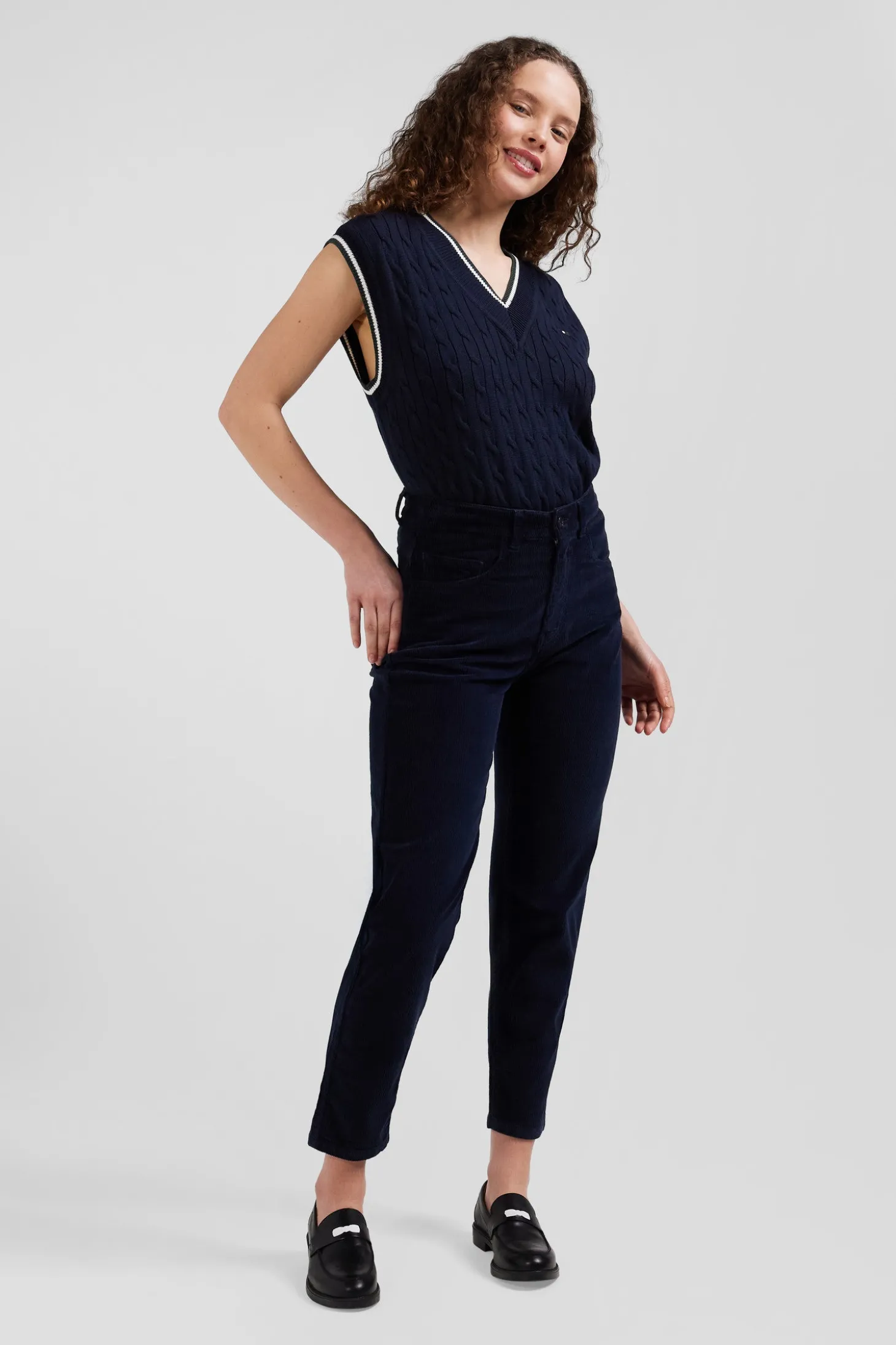 Pull col V sans manches en coton torsadé bleu marine coupe Relaxed