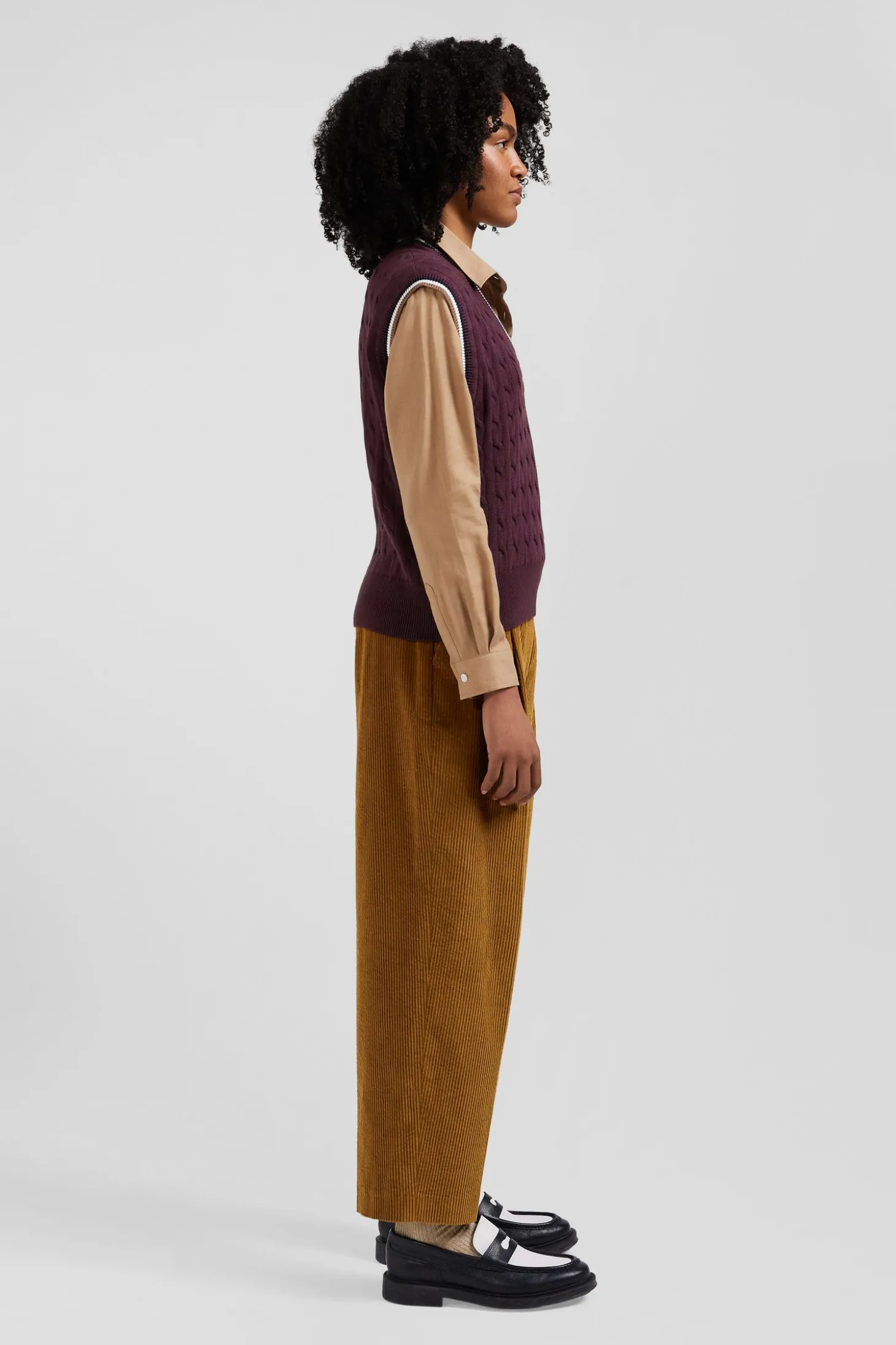 Pull col V sans manches en coton torsadé bordeaux coupe Relaxed