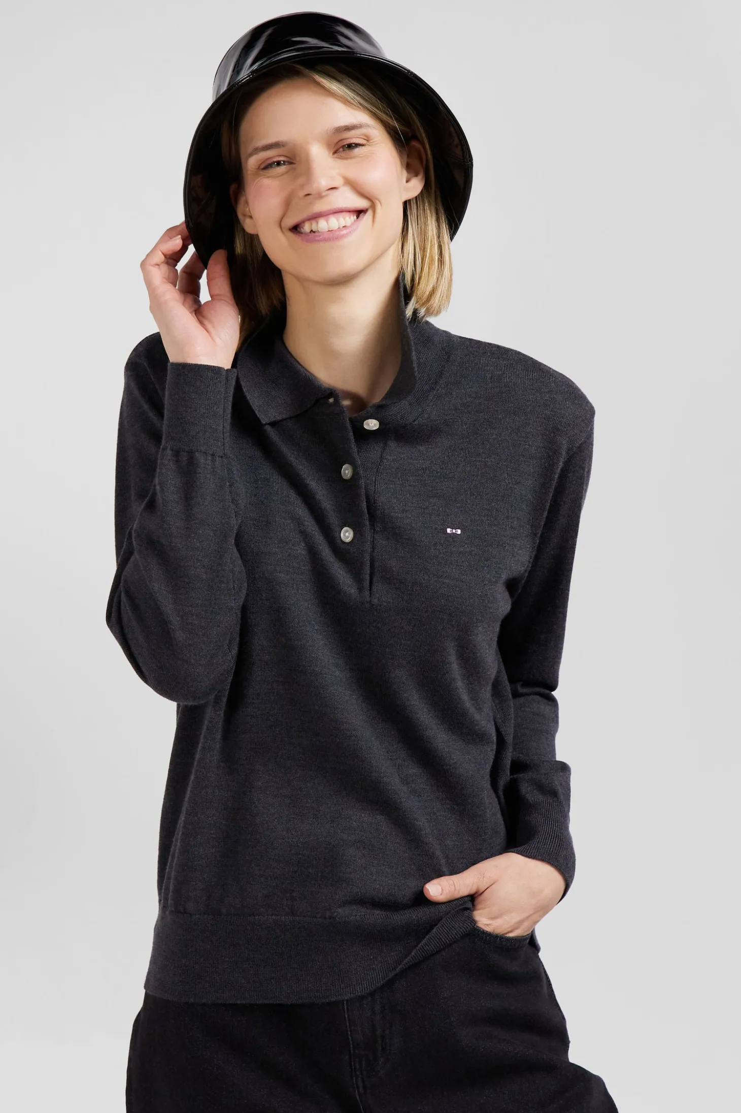 Pull femme col maillot en laine gris anthracite coupe Regular