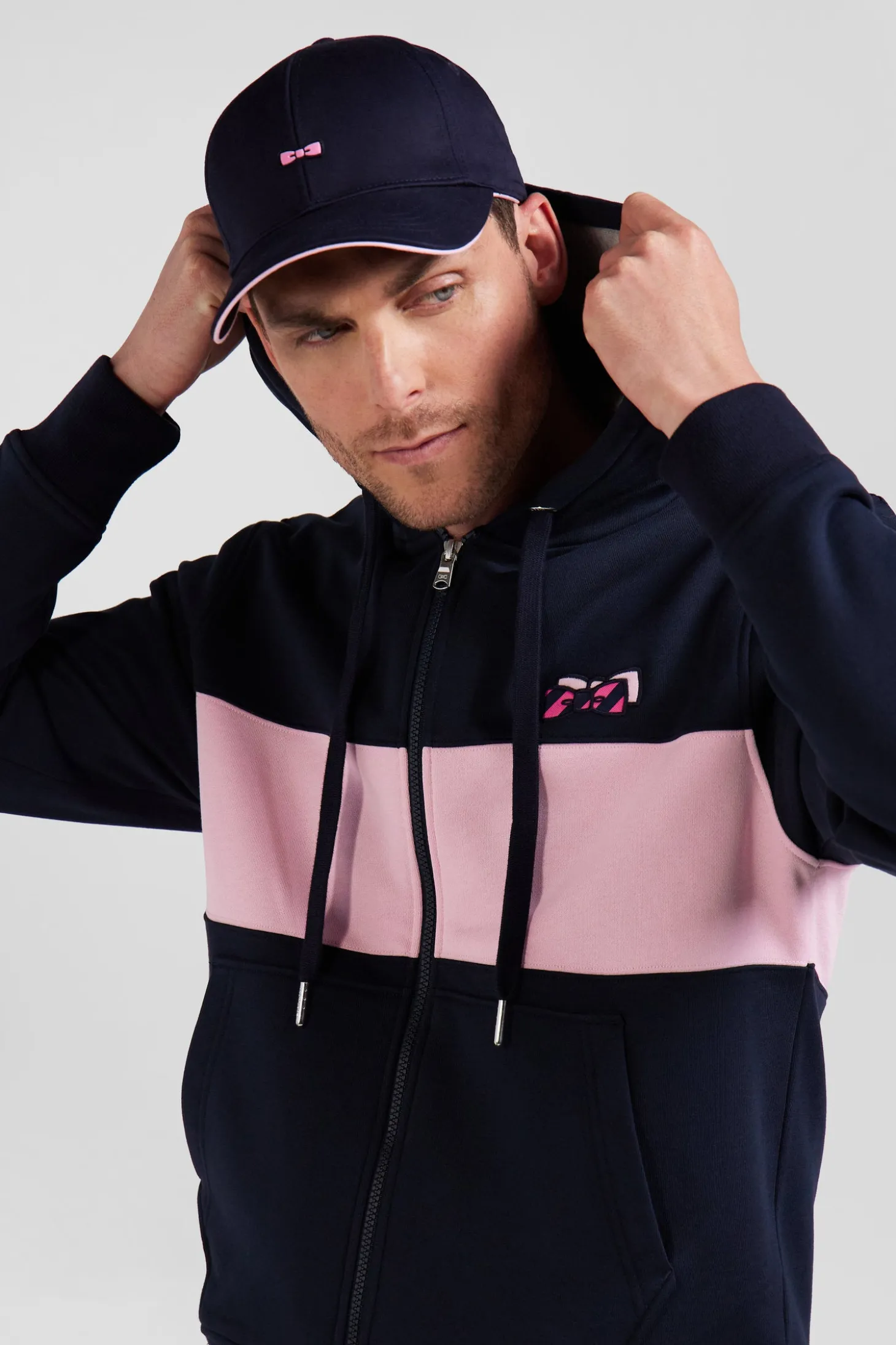 Sweatshirt à capuche zippé en coton rose coupe Regular