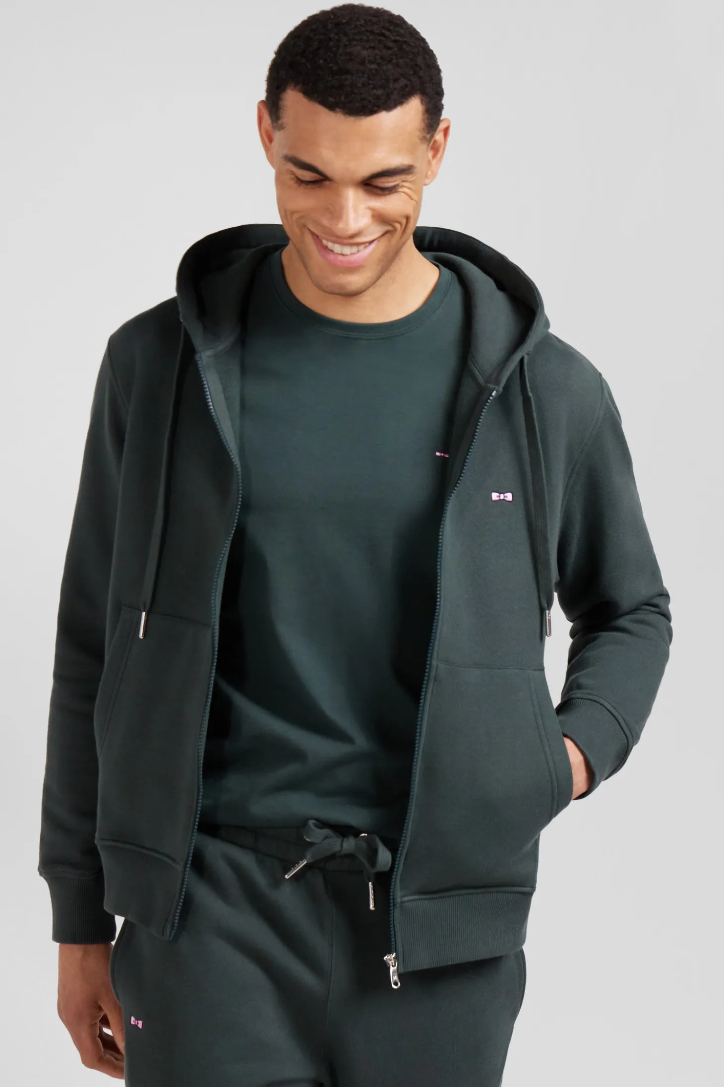Sweatshirt zippé à capuche en molleton coton vert coupe Regular