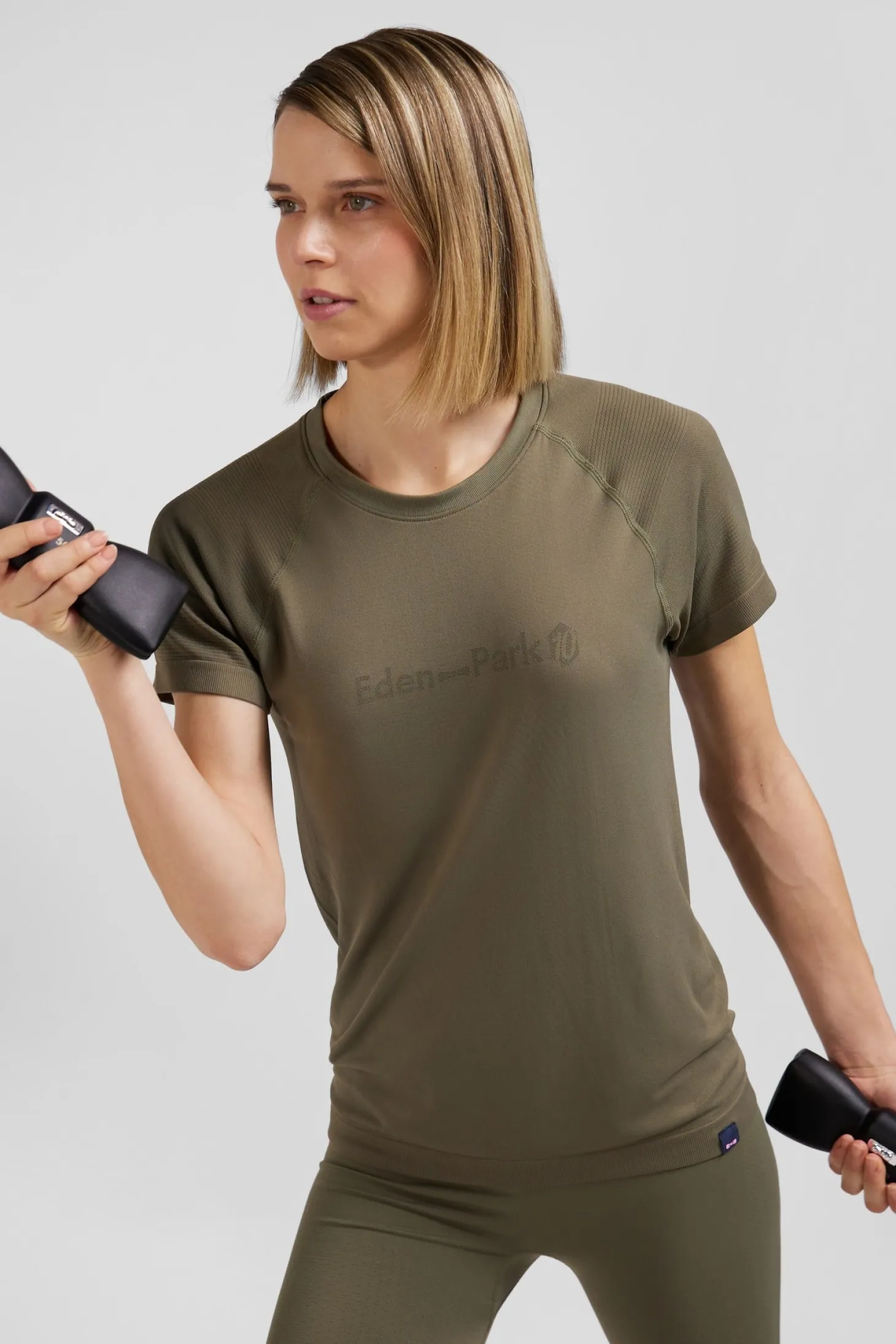 T-shirt de sport manches courtes à détails cerclés kaki