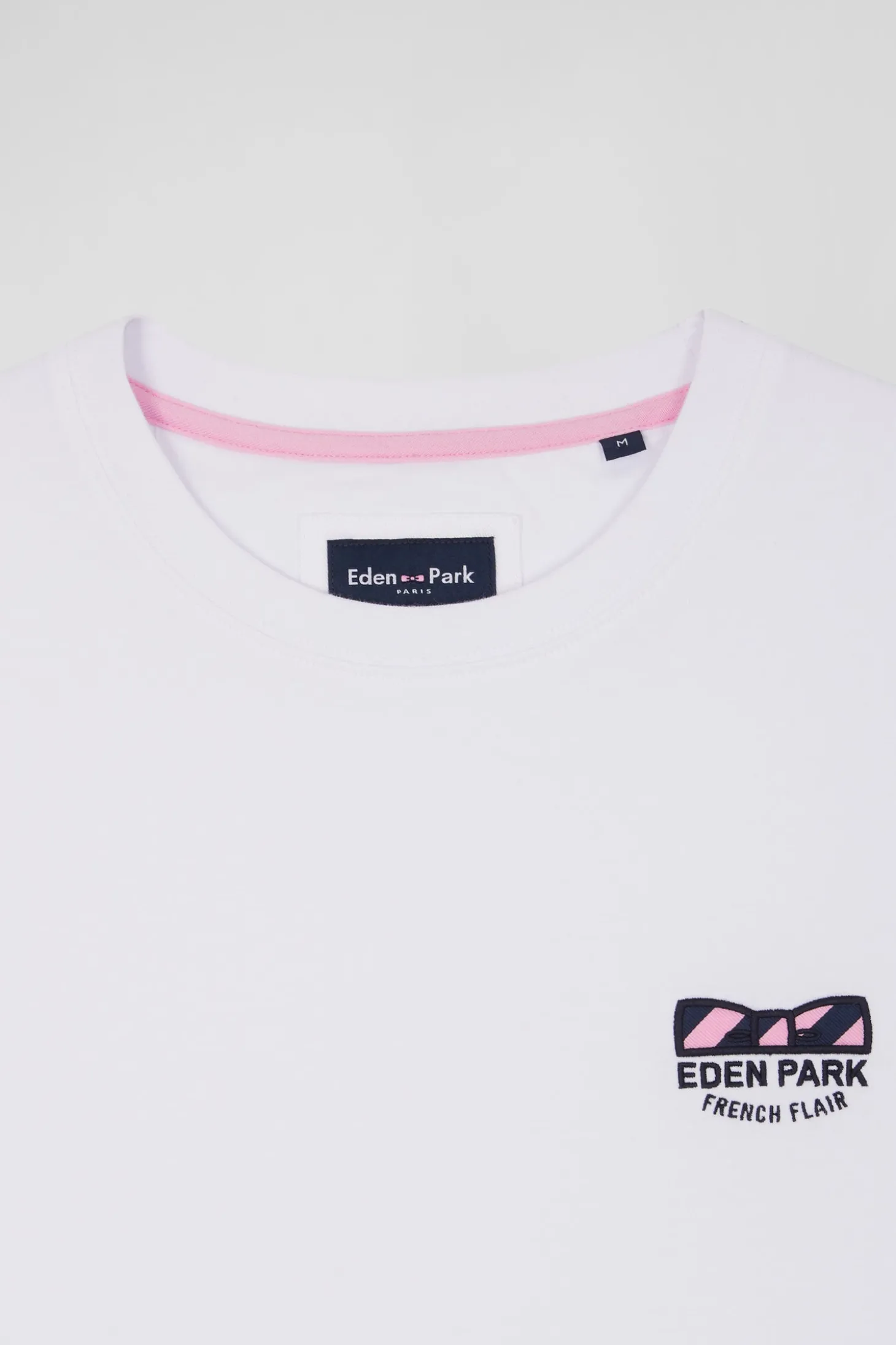 T-shirt manches courtes blanc emblème tissu cravate coupe Regular