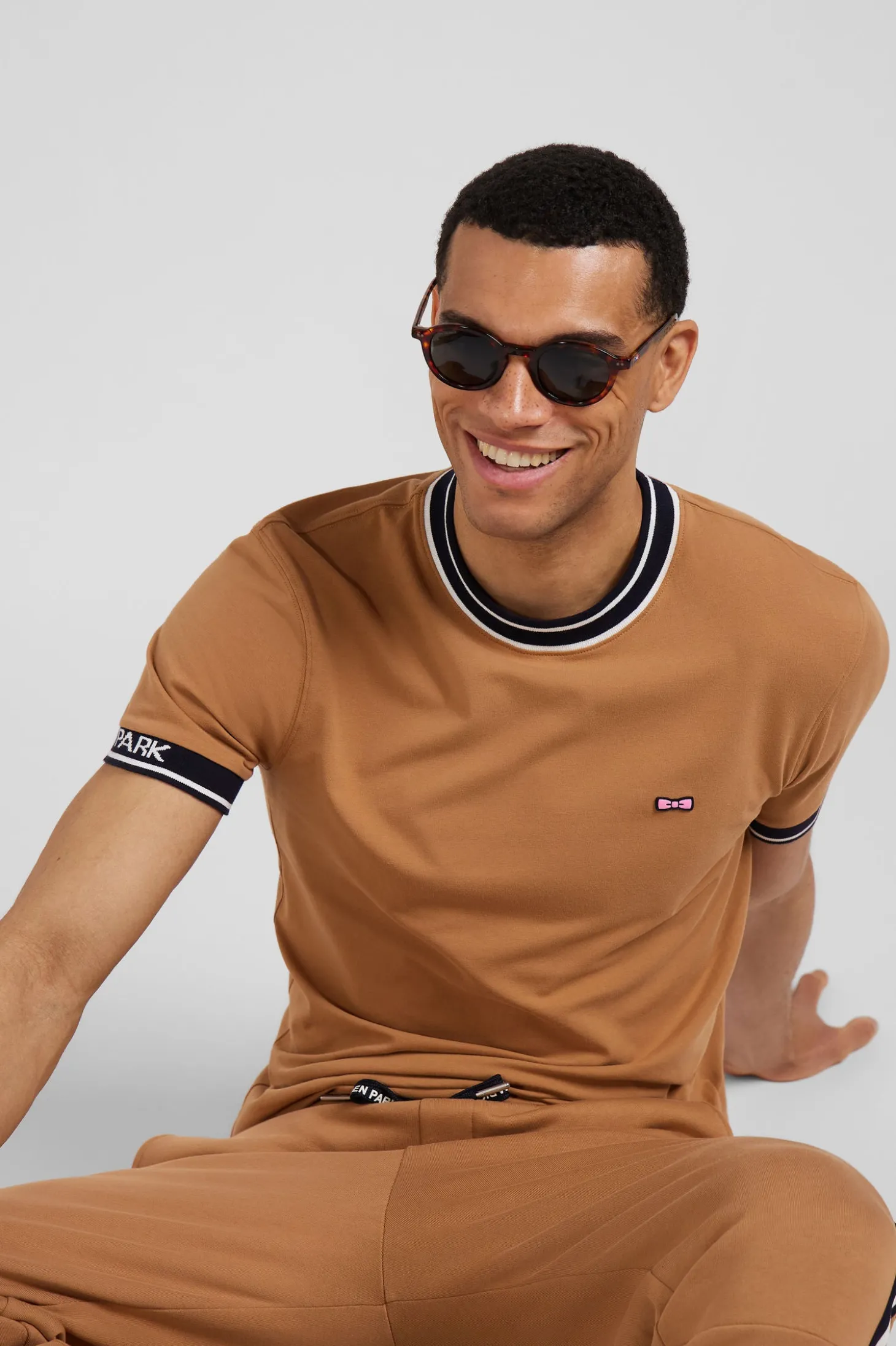 T-shirt manches courtes en coton camel coupe Slim bords-côtes Eden Park