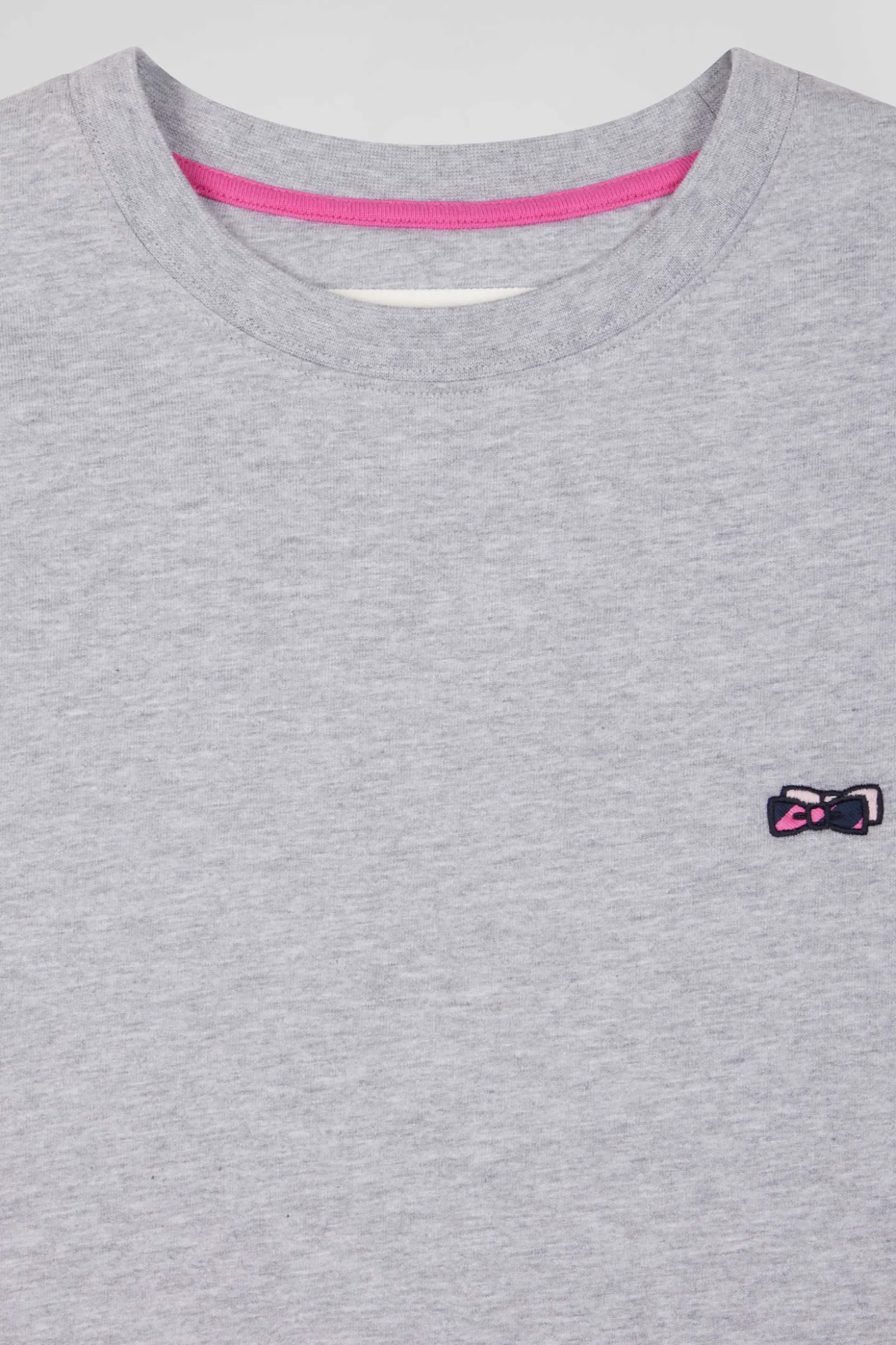 T-shirt manches courtes en coton gris broderie dos coupe Regular